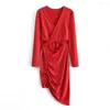 カジュアルドレスcos lris spring women's retro templaint red v-neck longleeved waist hollowslim mini編みスカート60724
