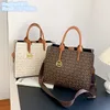 Factory Wholesale Ladies Sacs d'épaule 2 couleurs élégantes sac à main imprimé horizontal simple Sacle fourre-tout en cuir résistant à l'usure 549 #