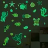 Fonds d'écran monde sous-marin stickers muraux poisson chambre d'enfant décor de chambre esthétique salle de bain mur décalcomanies lumineuses lueur dans le noir Art 230505