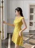 Casual Dresses Runway Designer Yellow Lace Embroidery Hollow Out Mini Dress 2023 Summer Women V Neck Sleeveless Sweet Holiday Vestidos