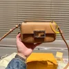 luksurys Designers Women Baguette Bag Kobieta Messenger Crossbody Klasyczne toty Wysokiej jakości torebki torebka skórzana torebka damska