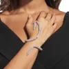 Bangle XSbody Hand Novely Zircon Palm Armband Manschett för kvinnor Fashion Handlets Accessories Boutique 230506