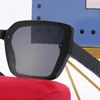 A125 Nouveau créateur de mode Sunner de soleil Les lunettes de soleil avancées pour hommes sont disponibles en plusieurs couleurs