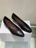 Sapatos femininos A bomba de amêndoa de linha genuína Real Couro original 40mm Kitten embrulhado no calcanhar macio Calfskin Tamanho europeu 35-39