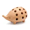 Decoratieve objecten Figurines Solid Wood Carving Hedgehog Penholder is Nordic Home Decoration Art and Craft for Desk Figurines en Kerstcadeau voor kinderen 230506