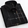 Chemises décontractées pour hommes 6XL été hommes à manches courtes imprimé chemises décontractées Stretch mode Plaid rayé affaires formelle robe sociale chemise pour homme 230506