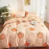 寝具セット3/4PCS Kawaii Bedding Setsかわいい桃のベッドシートセットガールベッド用の枕カバー付きセットツインフルクイーンキングサイズ布団カバー230506