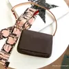 Designer damestas handtas portemonnee messenger schouder cross body datumcode serienummer bloemenketting