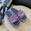 Tasarımcı Kadın Katır Terlikleri Dokuma ve Örme Tatil Terlikleri Klasik Düz Terlikler Günlük Sandaletler Yaz Modası Bayan Plaj Açık Sandaletler