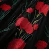 夏の黒い花の刺繍チュールドレス長い丸いネックパネル長いマキシカジュアルドレスS3W030427