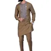 Fatos masculinos verão roupas masculinas agasalho bordado camisa xadrez e moletom masculino 2 peça conjunto t-shirts calças roupa elemento étnico conjunto 230506