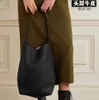 Tasarımcı Sıralı deri büyük kapasiteli tote çanta n / s Park Tote Çanta minimalist kova omuz Avrupa ve Amerikan sadeliği Yabancı stil çanta