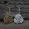 Keychains Norse Snake Keychain Drie slangen achtervolgen elkaar in een eeuwige cyclusfeestcadeaus