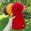 Berets Sale Fashion 2023 Real Fur Ball Hatts Winter Hat Cap Kids Boy Girl Aldult Håll varma stora Pom Poms skidpompom