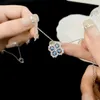 Luksusowe naszyjniki z luksusowym wisiorkiem designerka biżuteria Naszyjnik koniczyny z niebieskim kryształowym diamentowym łańcuchem moissanitu dla kobiet
