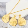 Ketting oorbellen ingesteld voor vrouwen 18k gouden kleur haak driehoeksontwerp glans dubai accessoires sieraden feestgeschenken