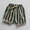 Pantaloncini 16 anni Neonati maschi Strisce di cotone di lino Bambini Coreani in stile giapponese Bambini Casual per l'estate 230505