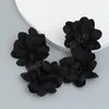 Boucles d'oreilles florales en tissu pour femmes boucles d'oreilles élégantes à pompon de fleurs Style bohème accessoires d'oreille de mode bijoux