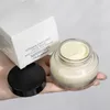 Apprêt de base pour le visage enrichi en vitamines 50ML Crème pour le visage Fond de teint hydratant Crème pour la peau