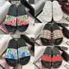 Designer Hausschuhe Männer Frauen Rutschen Gummi Flache Sandalen Blumen Druck Pantoffel Leder Plateauschuhe Klassische Pantoletten Luxus Sandale Sommer Strand Rutsche Mit Box