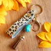 Keychains 2023 Horse Hair Cow Leopard Print Green Color Stone Leather Tassel Key Chain for Women