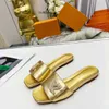 Designer Kvinnor Sandaler Kvinnor Slides Open Toe äkta läder Flatform Wide-Band Vamp Outdoor Beach Flat Slipper Storlek 34-44 med låda