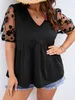 Women's Plus Size TShirt 2023 Summer Vintage Flower Knitted Blouses V Neck Pleated Party Short Sleeve Shirts Casual Chic Lace Tops 230506