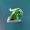 2022 Pear Cut 8CT Emerald Diamond Ring 100% Real 925 Sterling Silver Party Wedding Band Rings for Women Men Engagement Smycken