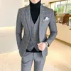 Erkek Suit Blazers Blazer ve Vest Pantolon Butik Moda Ekose Günlük İş Takımı 3 PCS Set Damat Gelinlik Performans Kostüm 230506