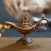 Dekorativa föremål Figurer 1PC Traditionell Hollow Out Fairy Tale Aladdin Magic Lamp Ing Tea Pot Genie Lamp Vintage Retro Toy for Home Decor Ornament 230506