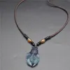 Hänge halsband vackra högkvalitativa naturliga färgglada sten guldfisk form halsband mode juveleris kvinna man fest gåva