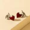 Punk Metal Red Black Heart Wing Stud örhängen för kvinnor mode vintage örhängen charm smycken gåvor