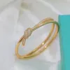 Projektowanie mody Bangle Designer Bransoletka Kobiet Kobiet Wspaniały Akcesoria do piłki cyrkon błyszczące wykwintne prezenty dziewczyny miedziane materiały 230506