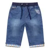 Shorts pojkar jean sommarmärke design tryck broderi gitter barn denim för tonåring 2 14 år bär dwq101 230506