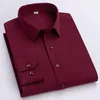 Heren -jurk shirts lange mouw heren mode elastische rimpel resistent vlakte kleur sociaal zakelijk smart casual shirt regelmatig fit