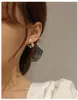 Kolczyki stadnorskie Davini Leaf Studs imitacja Pearls Ginkgo for Women Fashion Biżuter