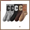 Multicolore Mode C Lettre Designer Hommes Chaussettes Femmes Hommes Haute Qualité Coton All-match Classique Respirant Mélange Football Basketball Chaussettes