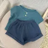 Familie matching outfits jongens pakken kleding baby mousseline katoenen t -shirt shorts casual zomer kinderen s korte mouw tops broek 2 stks 0 4 jaar 230506