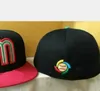 Stock listo al por mayor de alta calidad para hombres Equipo deportivo de México Gorra ajustada LA Ala plana en sombreros de campo Diseño completamente cerrado Tamaño 7- Tamaño 8 Gorra de béisbol ajustada Casquette A2