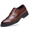 Dress Shoes Black Elegante mannen Casual Business Brogues Lederen Designer Formele Italiaanse luxe heren Oxford