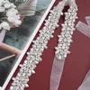 Bröllopssashes Nzuk Silver Crystal Pearls Bridal Belt Dress Handgjorda Rhinestones Brudtärna Sash för fest