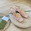 2023最新のStlye Sandals Slippers Blondie Sandals Fashion High本物のレザーフラットサンダル夏のビーチ因果靴スリッパ