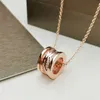 Designers de pulseiras de charme da moda Luxurys Rose Gold Letters Rings colares para mulheres Jóias para festas de festas de casamento femininas