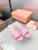 Women's Cat Heel Shoes Summer Slippers Designer äkta läder Sole Sexig Women's Classic Matching Box Wedding Shoes 35-40