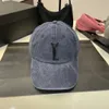 Het designer baseball cap män kvinnor broderad sol mode casual denim design fit hatt strand resor