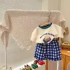 Sets pakken 2023 zomer t shirt shorts kinderbrief print geruite kleren meisjes jongens baby casual 230508