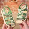 Sandalen Sommer Kleine Mädchen Sandalen 2023 Neue Einfache Nette Rosa Grün Kinder Sandalen Kleinkind Baby Weiche Casual Schule Kinder Schuhe