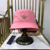 2021 مصمم قبعة الجمجمة قبعات موضة الدافئة الباردة برهان كرة الشعر القبعات تنفس قبعة 8 ألوان أعلى جودة