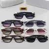 Lunettes de soleil de designer pour hommes et femmes, monture blanche solide, nouvelles lunettes de mode carrées, lentes de sol avec partie métallique, lunettes de soleil pour femmes, cadre imprimé léopard PJ072 B23