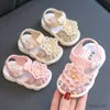 Sandales d'été à fleurs pour bébés enfants, sandales à sangle à boucle solide, chaussures de plage antidérapantes pour bébés garçons et filles